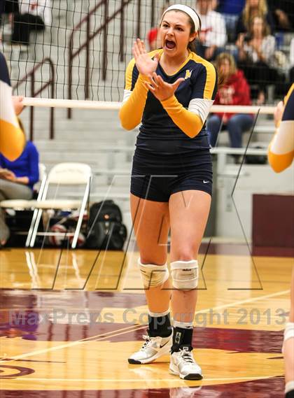 Thumbnail 1 in Pearce [J. J.] vs Mckinney (UIL Bi-District Playoff) photogallery.