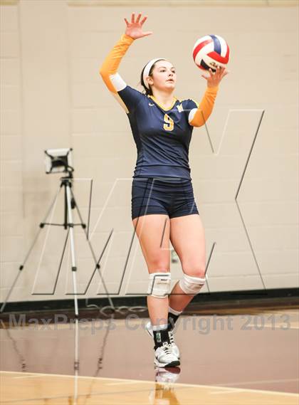 Thumbnail 3 in Pearce [J. J.] vs Mckinney (UIL Bi-District Playoff) photogallery.