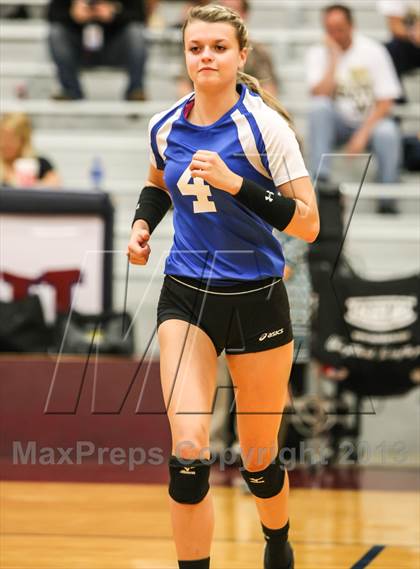 Thumbnail 1 in Pearce [J. J.] vs Mckinney (UIL Bi-District Playoff) photogallery.