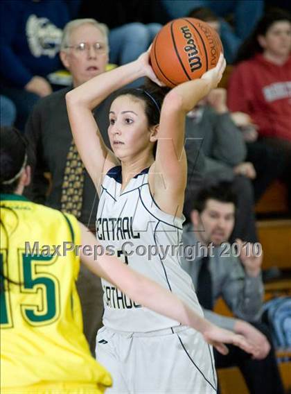 Thumbnail 2 in Hilmar @ Central Catholic photogallery.
