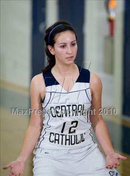 Thumbnail 1 in Hilmar @ Central Catholic photogallery.