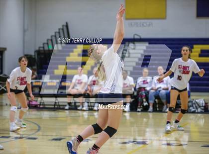 Thumbnail 3 in JV: Juan Diego Catholic @ Summit Academy photogallery.
