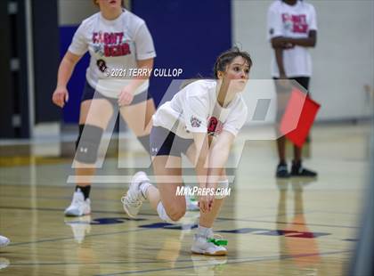 Thumbnail 3 in JV: Juan Diego Catholic @ Summit Academy photogallery.