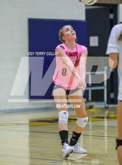Thumbnail 1 in JV: Juan Diego Catholic @ Summit Academy photogallery.