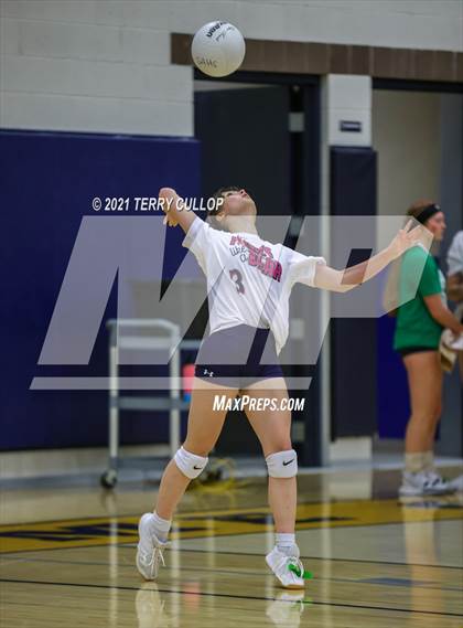 Thumbnail 1 in JV: Juan Diego Catholic @ Summit Academy photogallery.