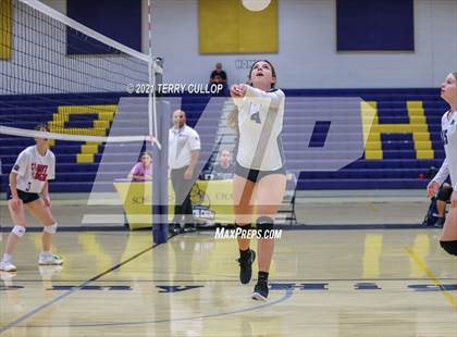 Thumbnail 3 in JV: Juan Diego Catholic @ Summit Academy photogallery.