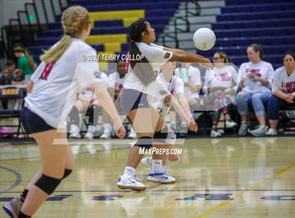 Thumbnail 1 in JV: Juan Diego Catholic @ Summit Academy photogallery.