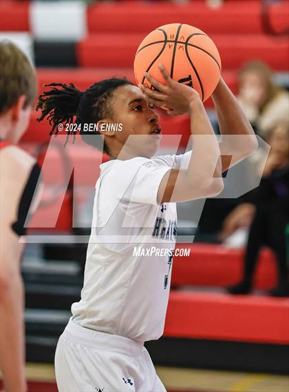 Thumbnail 1 in Heathwood Hall Episcopal vs. Baylor (War Eagle Classic) photogallery.