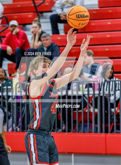 Thumbnail 3 in Heathwood Hall Episcopal vs. Baylor (War Eagle Classic) photogallery.