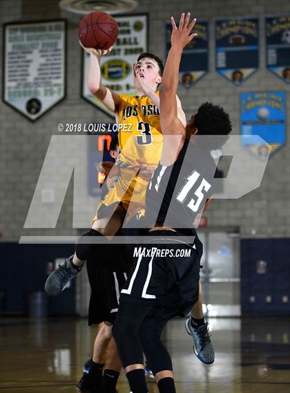 Thumbnail 1 in Los Osos @ Upland photogallery.