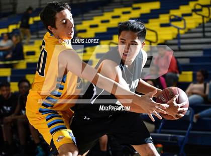 Thumbnail 3 in Los Osos @ Upland photogallery.