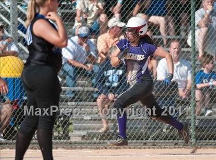 Thumbnail 3 in Clayton vs. Holly Springs (NCHSAA 4A East Regional Final) photogallery.