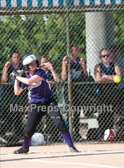 Thumbnail 2 in Clayton vs. Holly Springs (NCHSAA 4A East Regional Final) photogallery.