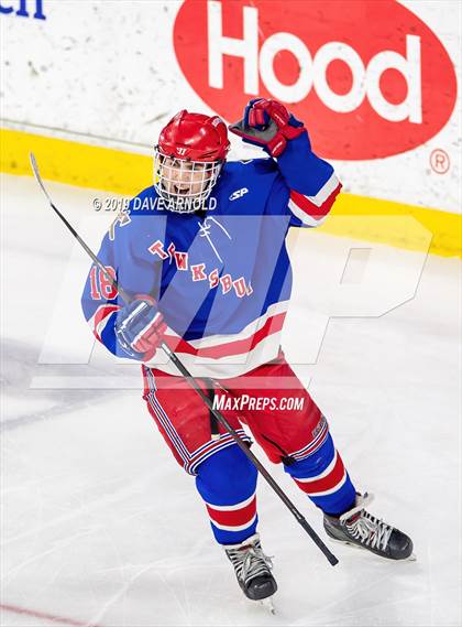 Thumbnail 3 in Tewksbury Memorial vs Boston Latin (MIAA Division 2 North Final) photogallery.