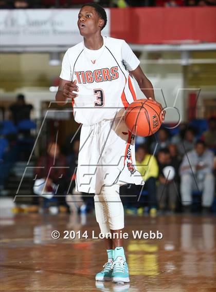 Thumbnail 1 in Archbishop Stepinac vs Spring Valley (Slam Dunk Tournament) photogallery.