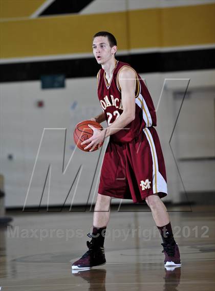 Thumbnail 1 in Del Norte vs. Monte Vista (Eagle Invitational) photogallery.