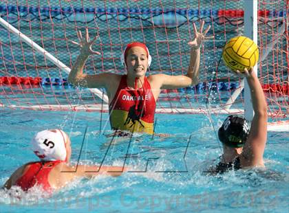 Thumbnail 3 in Rio Americano vs Oakdale (CIF SJS D2 Final) photogallery.