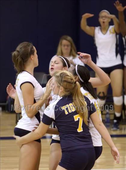 Thumbnail 3 in Clark vs. Stony Point (Pearland Volleyball Classic) photogallery.