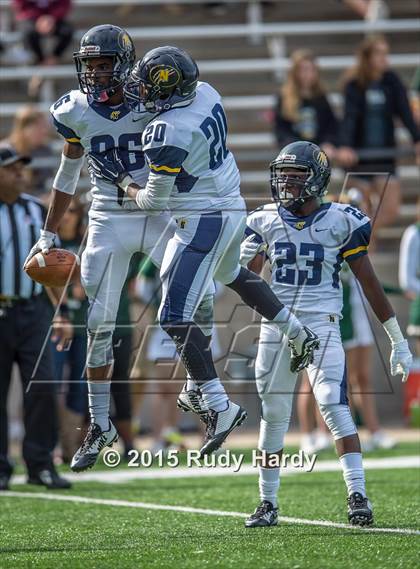 Thumbnail 2 in Nimitz vs. Cypress Falls (UIL 6A D1 Bi-District Playoff) photogallery.