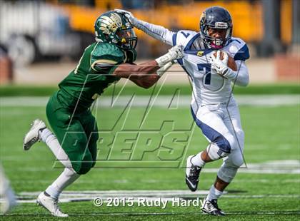 Thumbnail 3 in Nimitz vs. Cypress Falls (UIL 6A D1 Bi-District Playoff) photogallery.