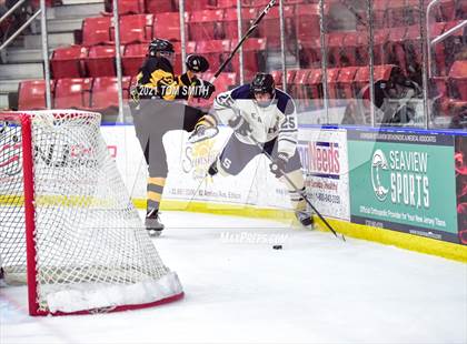Thumbnail 3 in Southern Regional @ Middletown South photogallery.