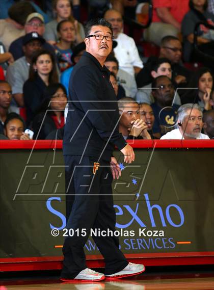 Thumbnail 3 in Fairfax vs. Mater Dei (Nike Extravaganza) photogallery.