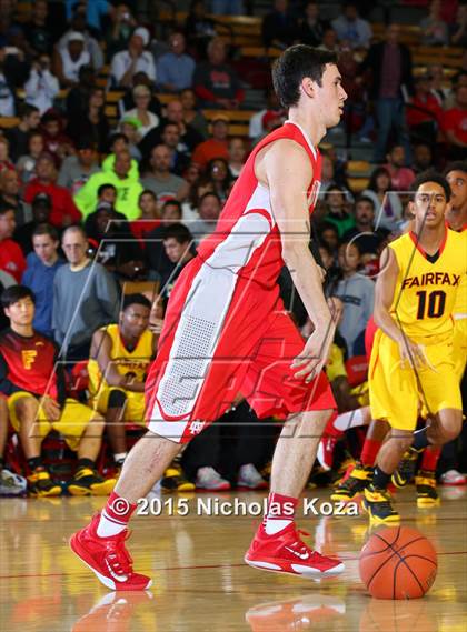 Thumbnail 2 in Fairfax vs. Mater Dei (Nike Extravaganza) photogallery.