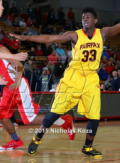 Thumbnail 1 in Fairfax vs. Mater Dei (Nike Extravaganza) photogallery.