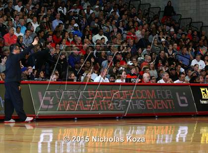 Thumbnail 3 in Fairfax vs. Mater Dei (Nike Extravaganza) photogallery.