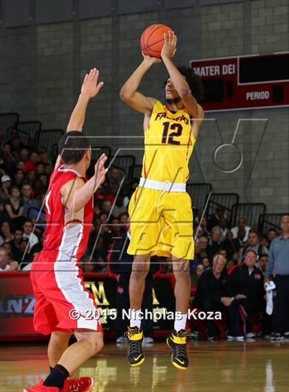 Thumbnail 2 in Fairfax vs. Mater Dei (Nike Extravaganza) photogallery.