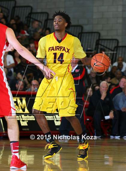 Thumbnail 1 in Fairfax vs. Mater Dei (Nike Extravaganza) photogallery.