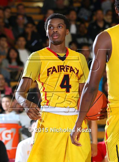 Thumbnail 1 in Fairfax vs. Mater Dei (Nike Extravaganza) photogallery.