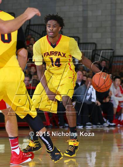 Thumbnail 2 in Fairfax vs. Mater Dei (Nike Extravaganza) photogallery.