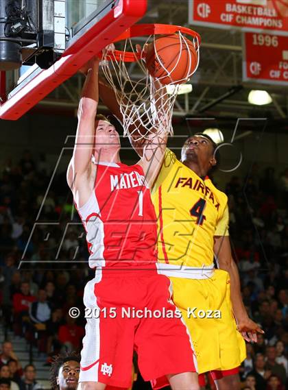 Thumbnail 1 in Fairfax vs. Mater Dei (Nike Extravaganza) photogallery.