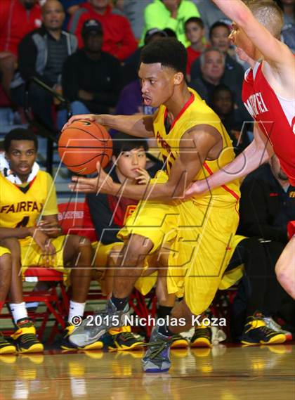 Thumbnail 1 in Fairfax vs. Mater Dei (Nike Extravaganza) photogallery.
