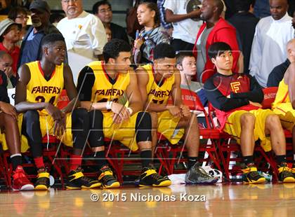 Thumbnail 2 in Fairfax vs. Mater Dei (Nike Extravaganza) photogallery.