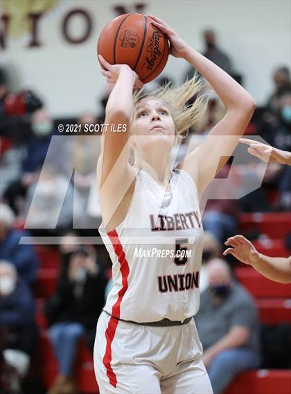 Thumbnail 2 in Fairfield Union @ Liberty Union photogallery.