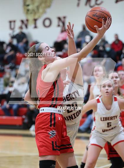 Thumbnail 2 in Fairfield Union @ Liberty Union photogallery.
