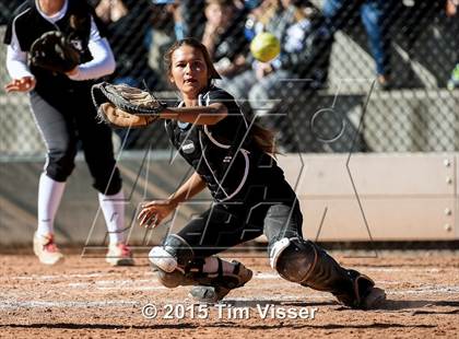 Thumbnail 2 in Valor Christian vs. Pueblo South (CHSAA State 4A First Round) photogallery.
