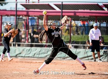 Thumbnail 2 in Valor Christian vs. Pueblo South (CHSAA State 4A First Round) photogallery.