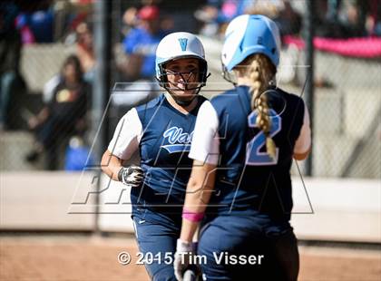 Thumbnail 2 in Valor Christian vs. Pueblo South (CHSAA State 4A First Round) photogallery.