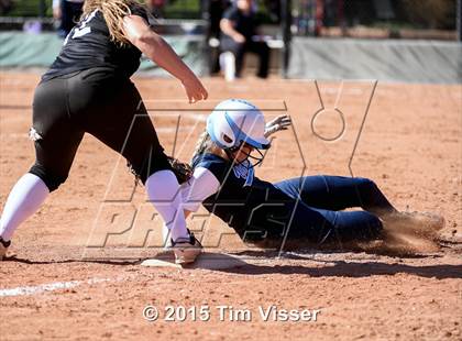 Thumbnail 1 in Valor Christian vs. Pueblo South (CHSAA State 4A First Round) photogallery.