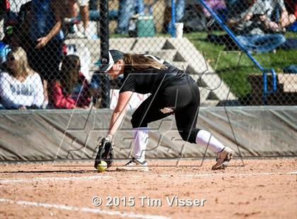Thumbnail 1 in Valor Christian vs. Pueblo South (CHSAA State 4A First Round) photogallery.