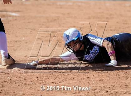 Thumbnail 3 in Valor Christian vs. Pueblo South (CHSAA State 4A First Round) photogallery.