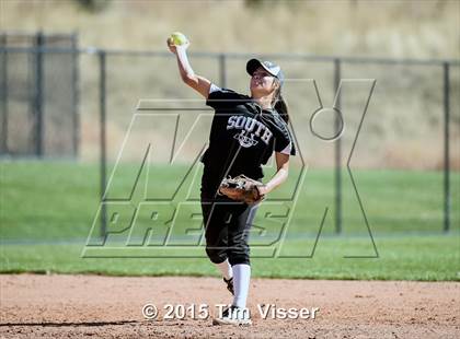 Thumbnail 2 in Valor Christian vs. Pueblo South (CHSAA State 4A First Round) photogallery.