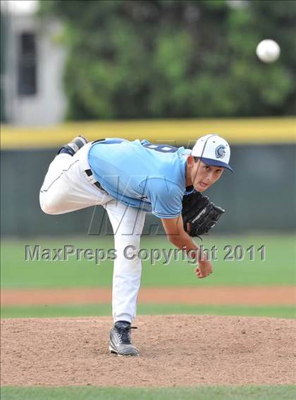 Thumbnail 2 in Valley Christian vs. Chatsworth (Hard 9 National Classic) photogallery.