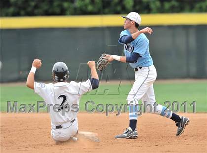 Thumbnail 1 in Valley Christian vs. Chatsworth (Hard 9 National Classic) photogallery.