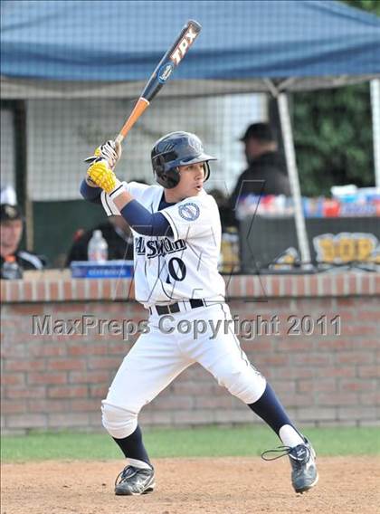 Thumbnail 3 in Valley Christian vs. Chatsworth (Hard 9 National Classic) photogallery.
