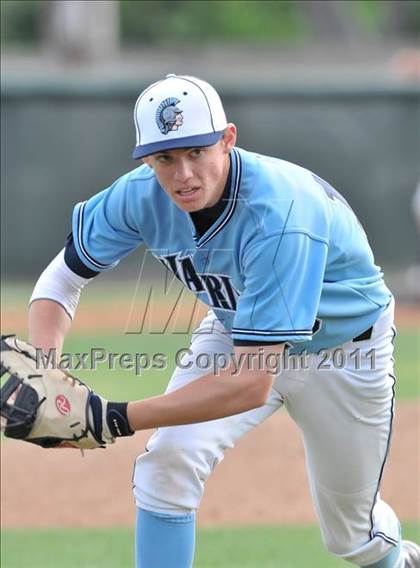 Thumbnail 1 in Valley Christian vs. Chatsworth (Hard 9 National Classic) photogallery.