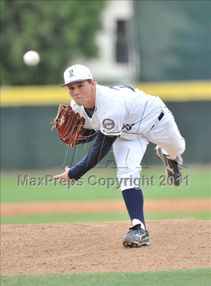 Thumbnail 2 in Valley Christian vs. Chatsworth (Hard 9 National Classic) photogallery.